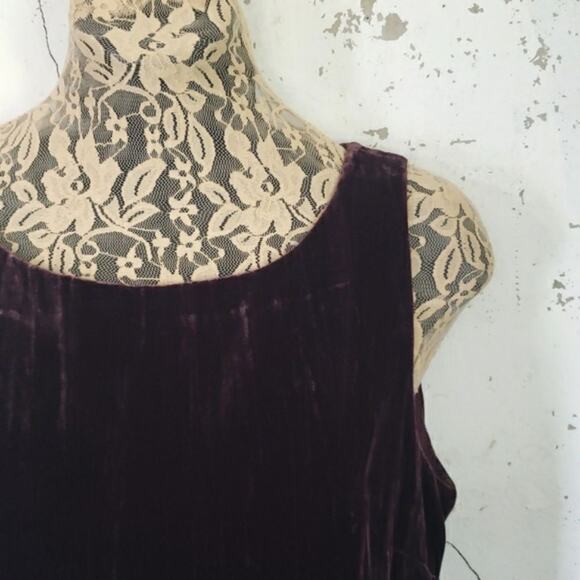 JOSEPHINE CHAUS Women's Crinkled Velvet Silk Blend Old Money Top Plum Size 6 - Picture 2 of 9